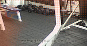 TAPETE DE CAUCHO | PISOS PARA GIMNASIO |